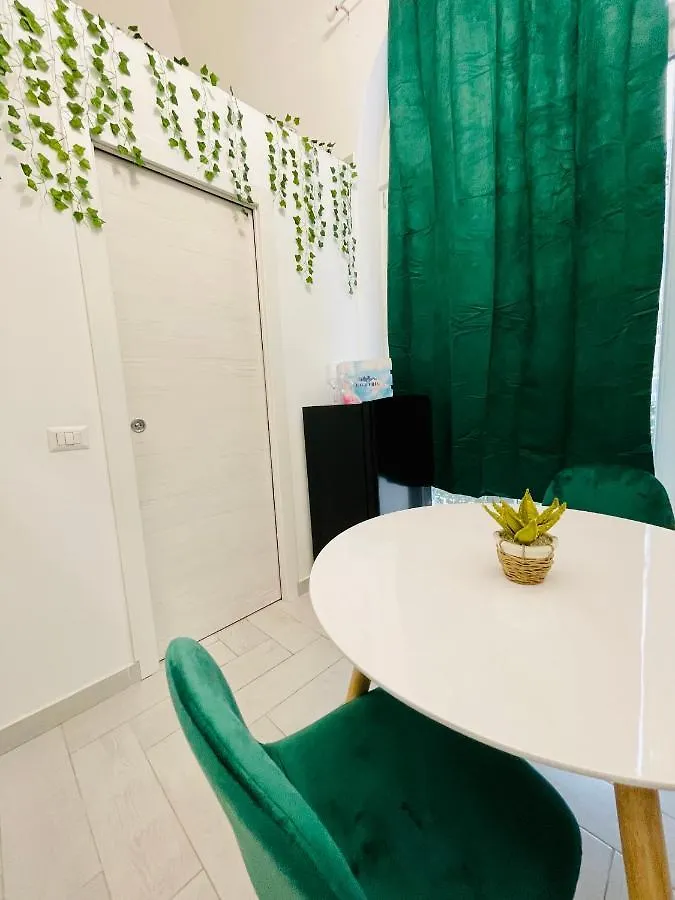 Suite169 Bari Italien