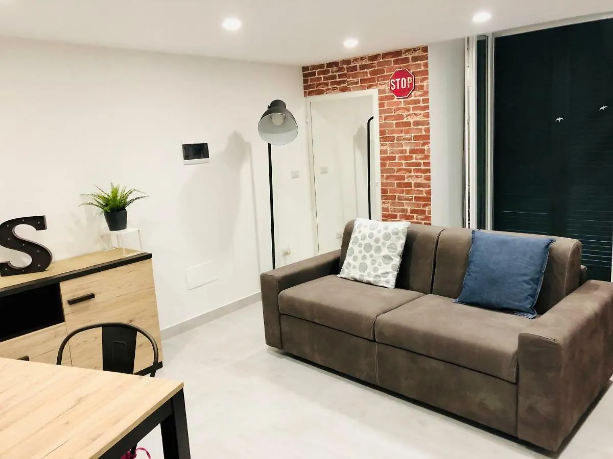 Suite169 Bari Lägenhet